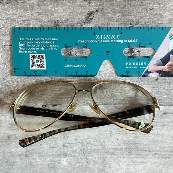 🆕 listing! Gold aviators with animal print arms by Coach - Picture 6 of 8